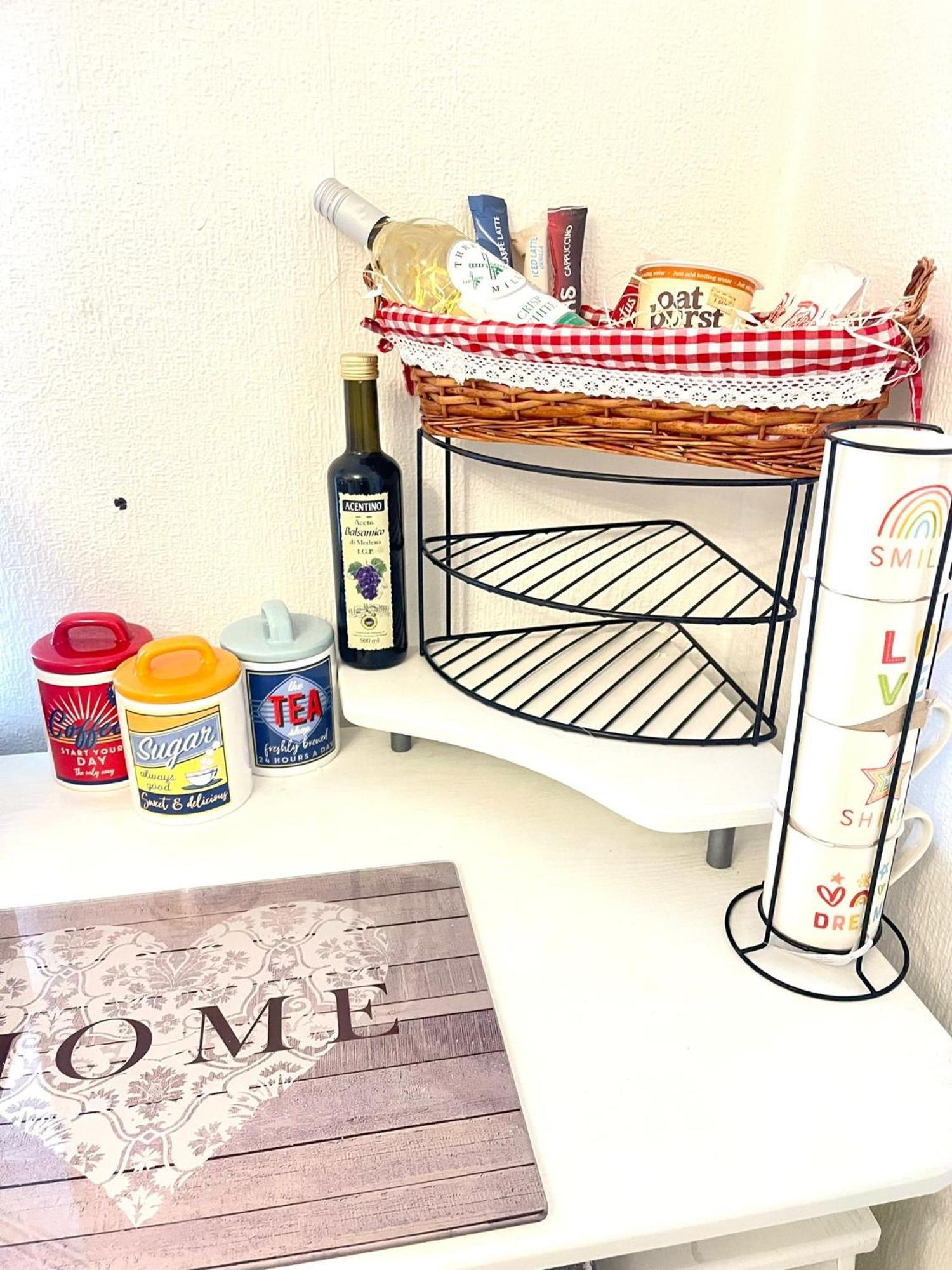 Happy Place With Kitchenette- Female Only Londra Esterno foto